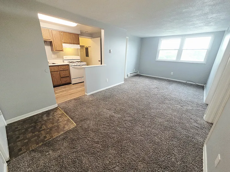 2211 Freeport Rd #C — Photo 3