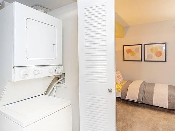 2nd image of 14737 Hackwood St #3