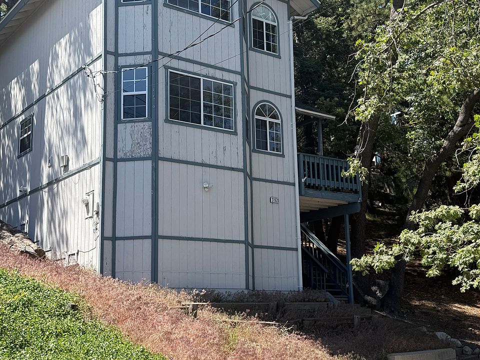 1st image of 31920 Pine Cone Dr