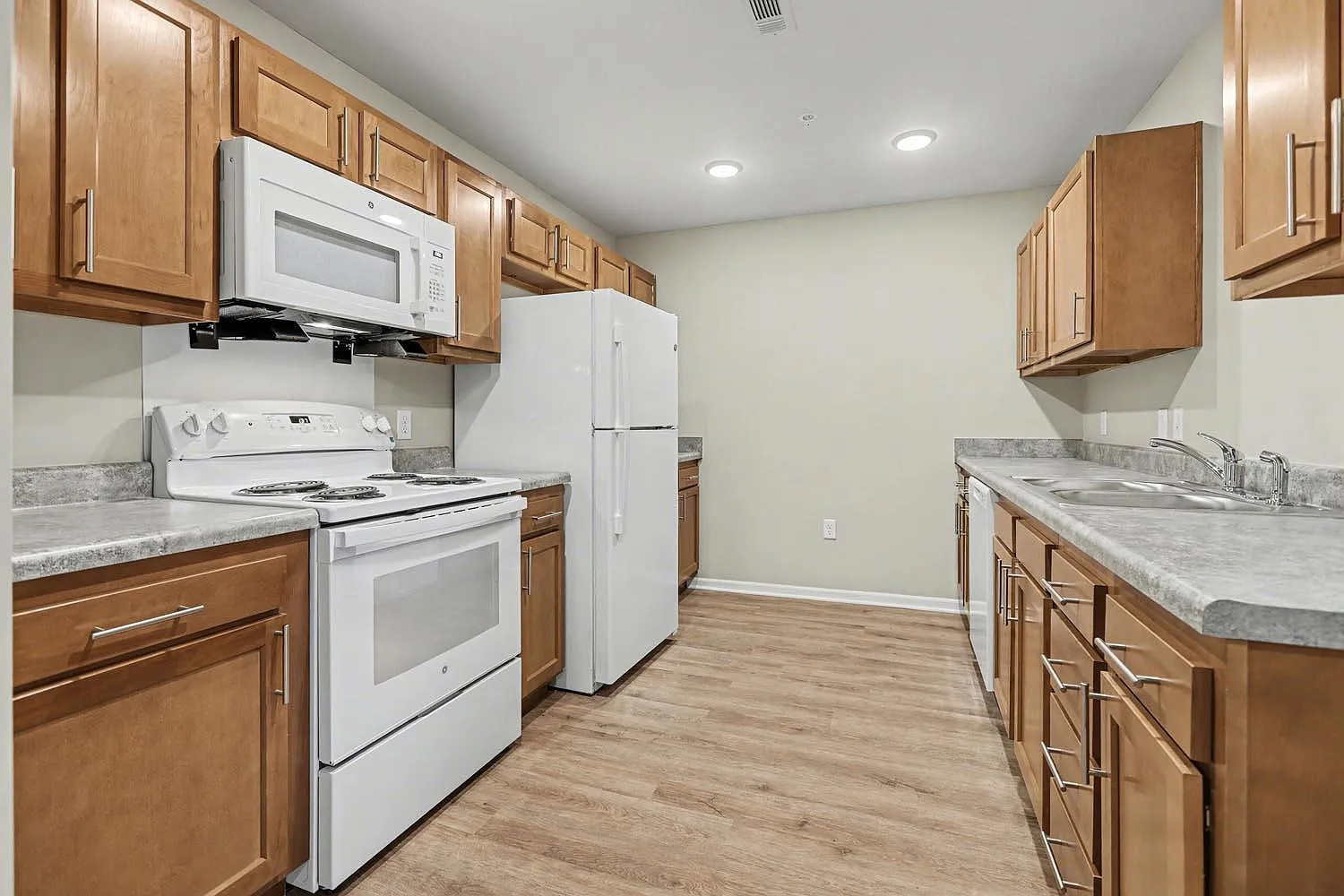 Annika Place II — Photo 2