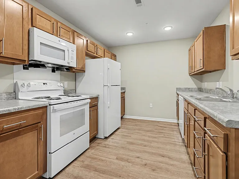 Annika Place II — Photo 2