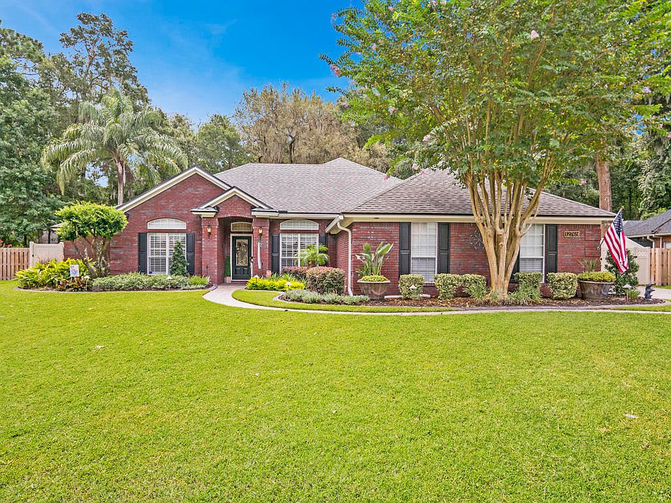 1st image of 12769 Edenbridge Ct