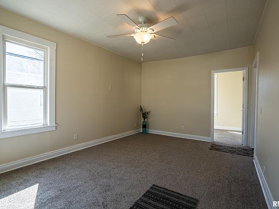 5th image of 317 N 8th St