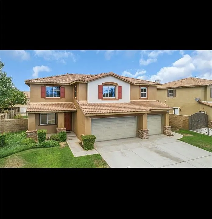 9297 San Rafael Arcangel Ln