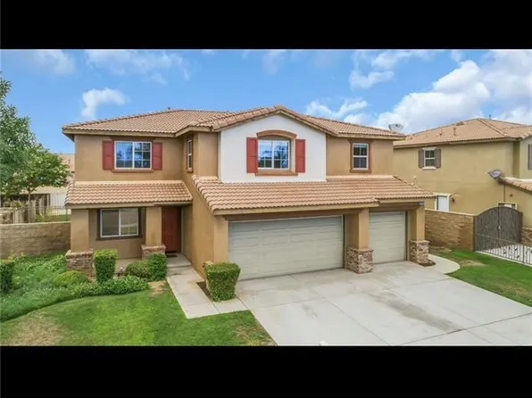 9297 San Rafael Arcangel Ln, Riverside, CA 92508