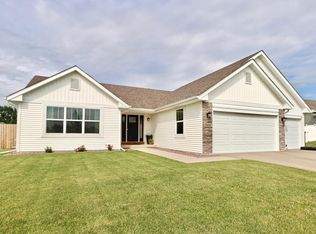 3654 Prairie Falcon Pass, Beloit, WI 53511