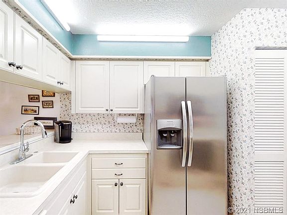 4th image of 443 Bouchelle Dr APT 202