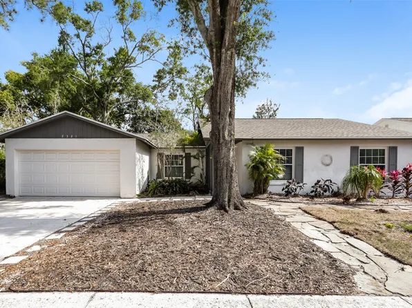 2321 Windsor Oaks Ave, Lutz, FL 33549