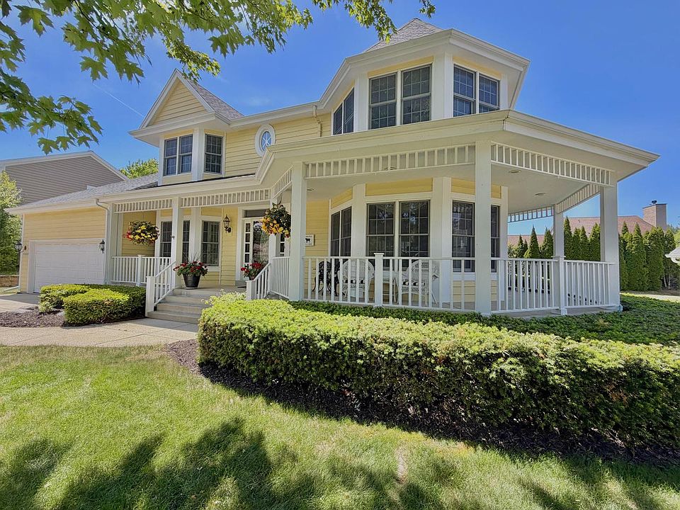 1st image of W70N447 Cedar Pointe AVENUE