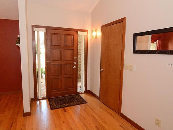 4th image of 1540 S Lyons Ct