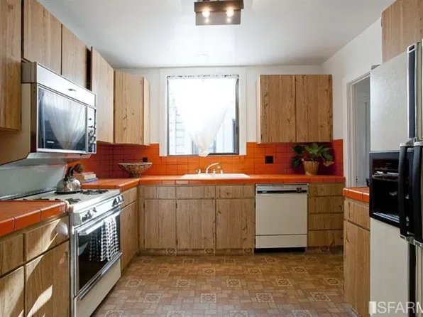 1216 32nd Ave, San Francisco, CA 94122