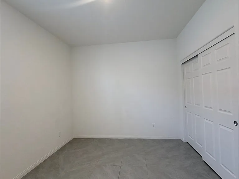 4256 Scarlet Cob Ave — Photo 18