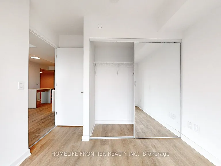 8 Tippett Rd #1406 — Photo 23