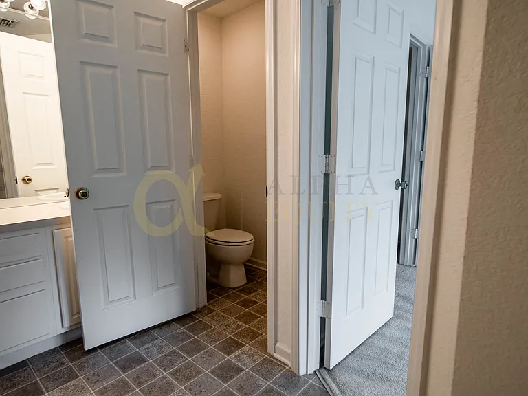 5012 Hawkstone Dr — Photo 17