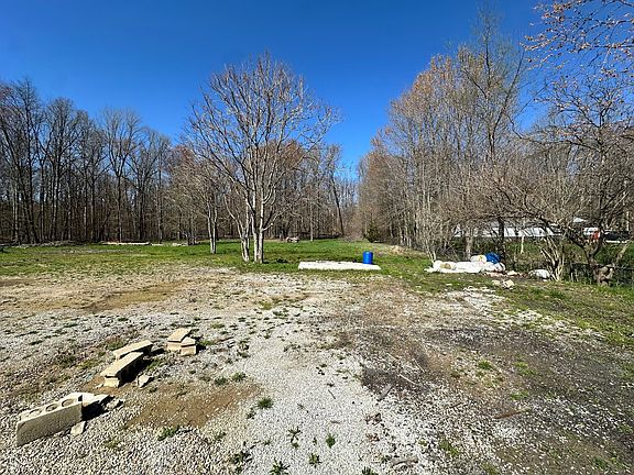 5th image of 815 N County Road 175 E