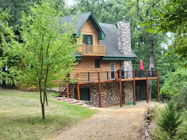 1125 Loganberry Ln, Varna, IL 61375