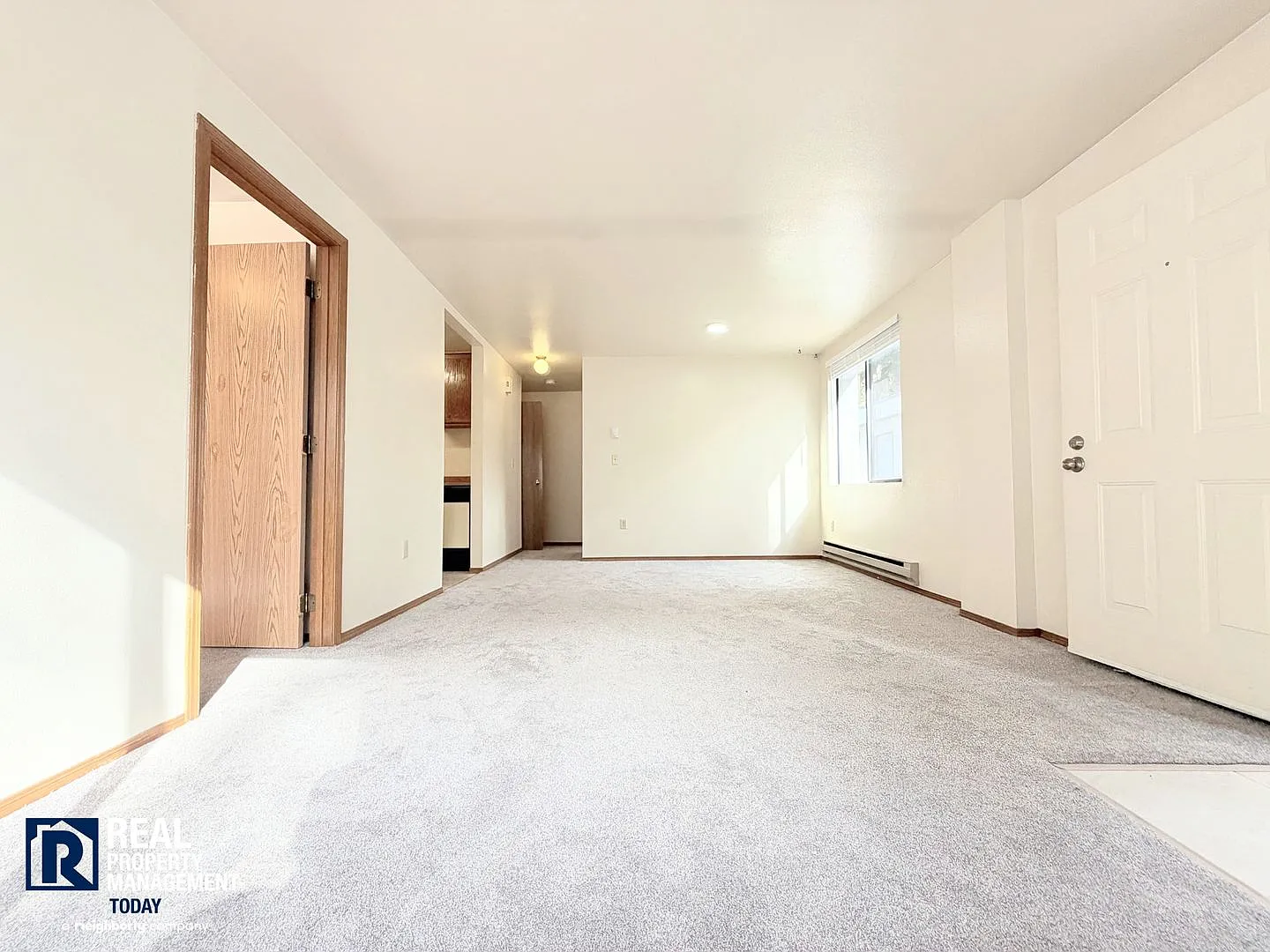 Lalaoui - 25426 (Advertising only) — Photo 4