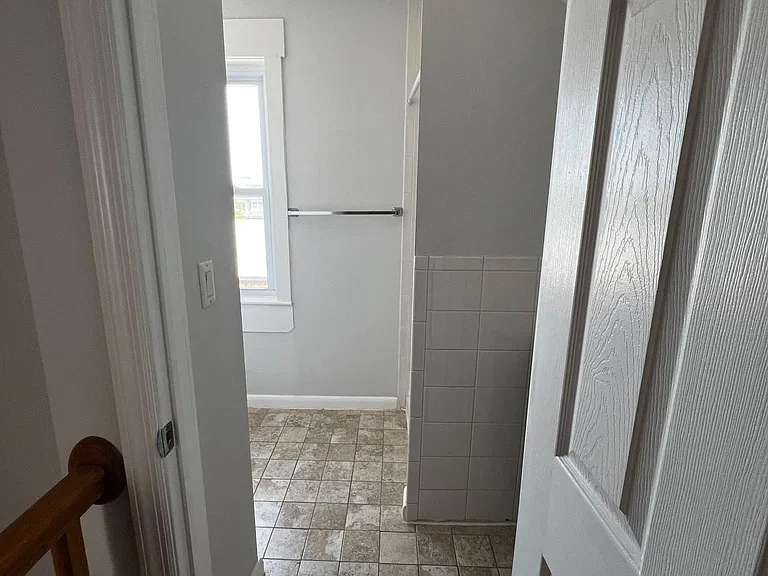 905 Grand Ave #4 — Photo 16