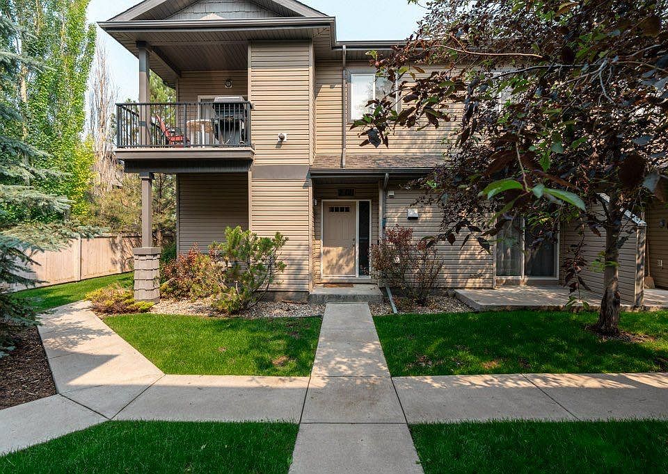 1st image of 121 NE Silkstone Rd W #2