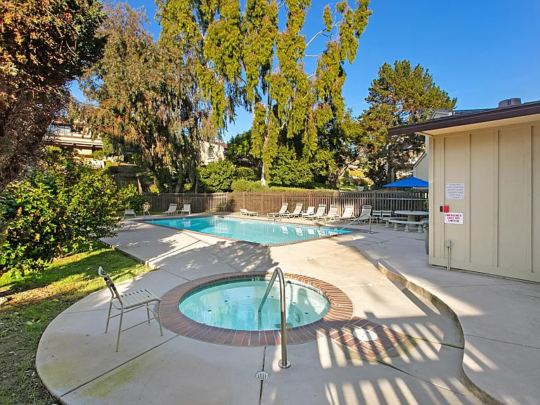 7319 Alicante Rd #C — Photo 40