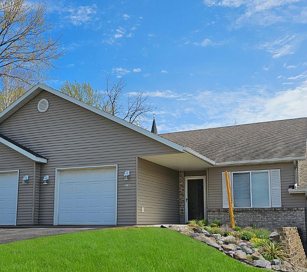 208 Plymouth St, Holdingford, MN 56340 Zillow