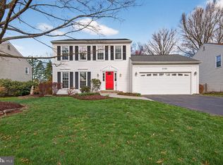 2790 Mansway Dr, Oak Hill, VA 20171