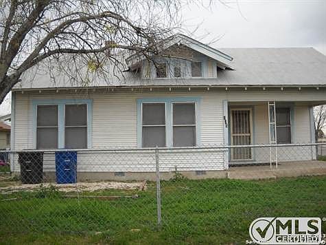 2nd image of 305 Tarasco St