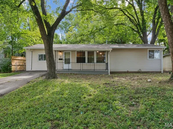 38 Westdell Dr, Saint Louis, MO 63136