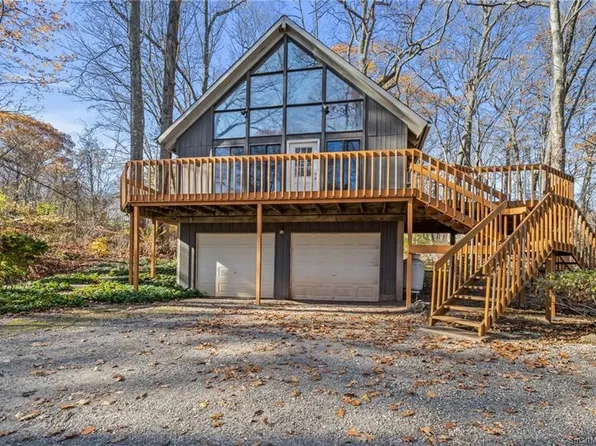 64 Clark Hill Road, East Hampton, CT 06424