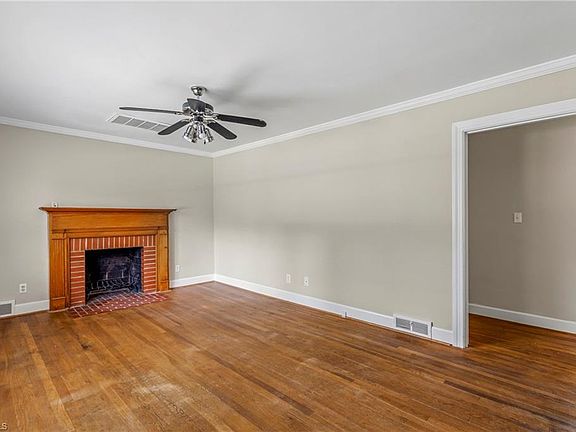 4th image of 4137 High Point Rd