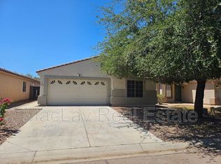 825 E Lamonte St, San Tan Valley, AZ 85140