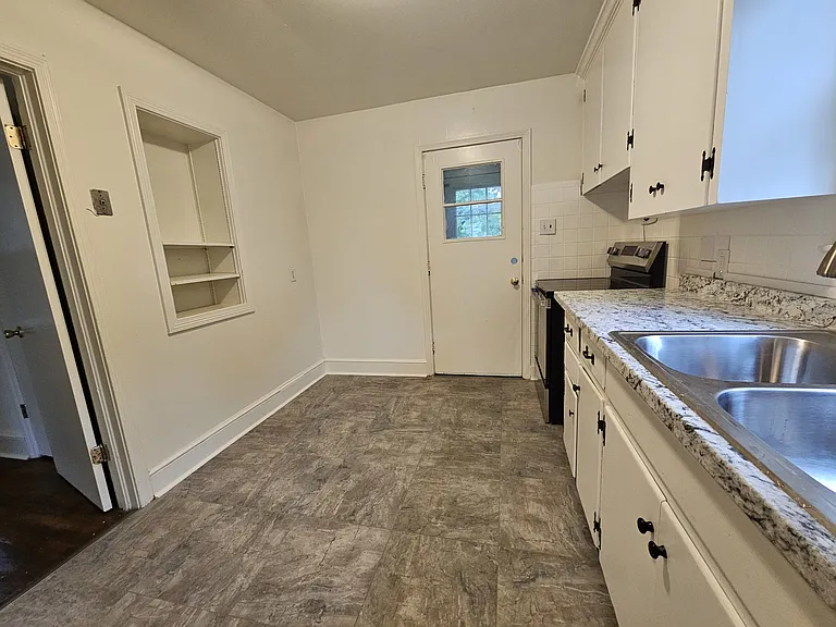 3602 Reynolds Rd — Photo 7
