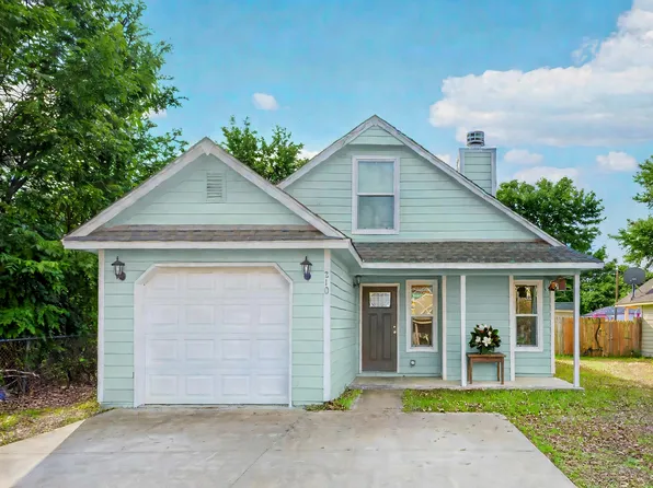 210 E 15th St, Mounds, OK 74047