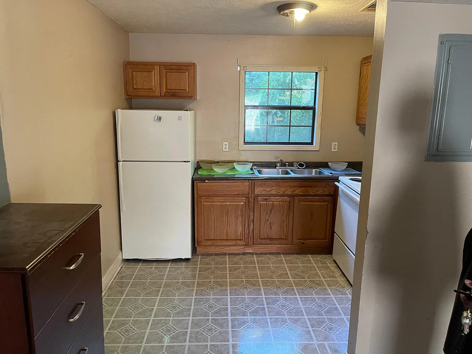 2731 Rutledge Ave — Photo 1