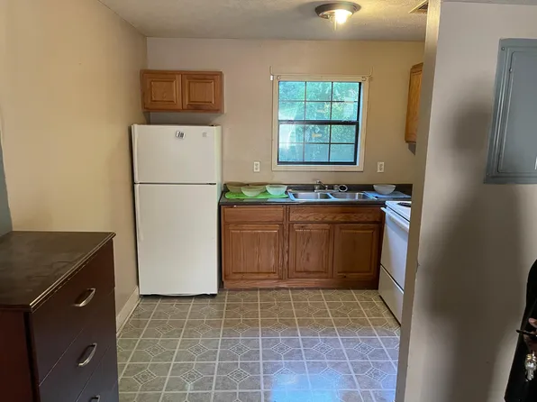 2731 Rutledge Ave, Jackson, MS 39213