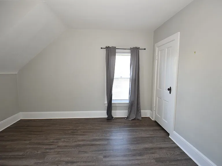 116 N Notre Dame Ave — Photo 23