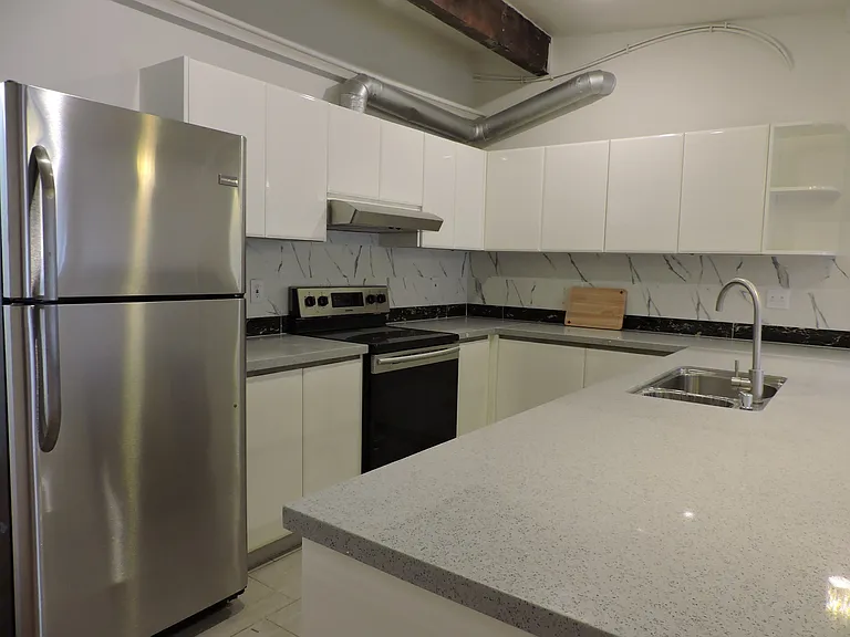 309 Sycamore Street Apartments — Photo 13