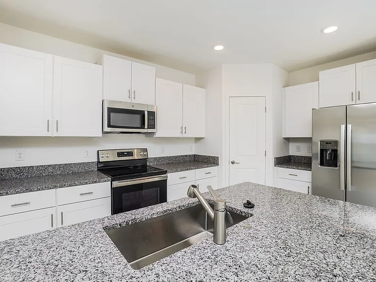 17900 Blissful Stars Dr — Photo 5