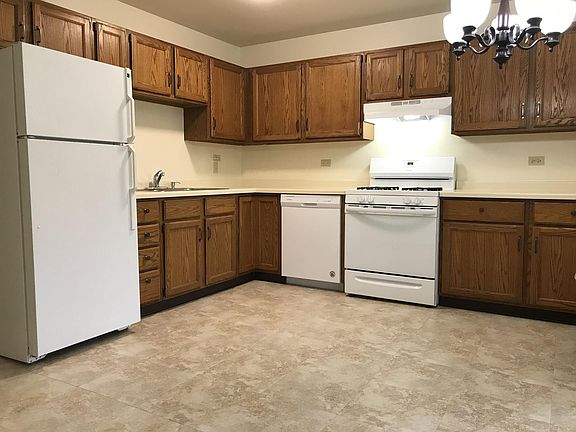 2nd image of 3770 Johns Manville Ave