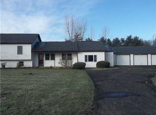 996 Cheery Hill Dr, Johnstown, OH 43031