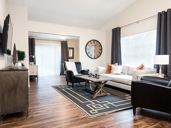 Open Floor Plans with Flexible Living Spaces