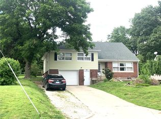 600 E 6th St, Pana, IL 62557