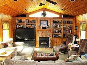 2nd image of 308 Hillview Dr