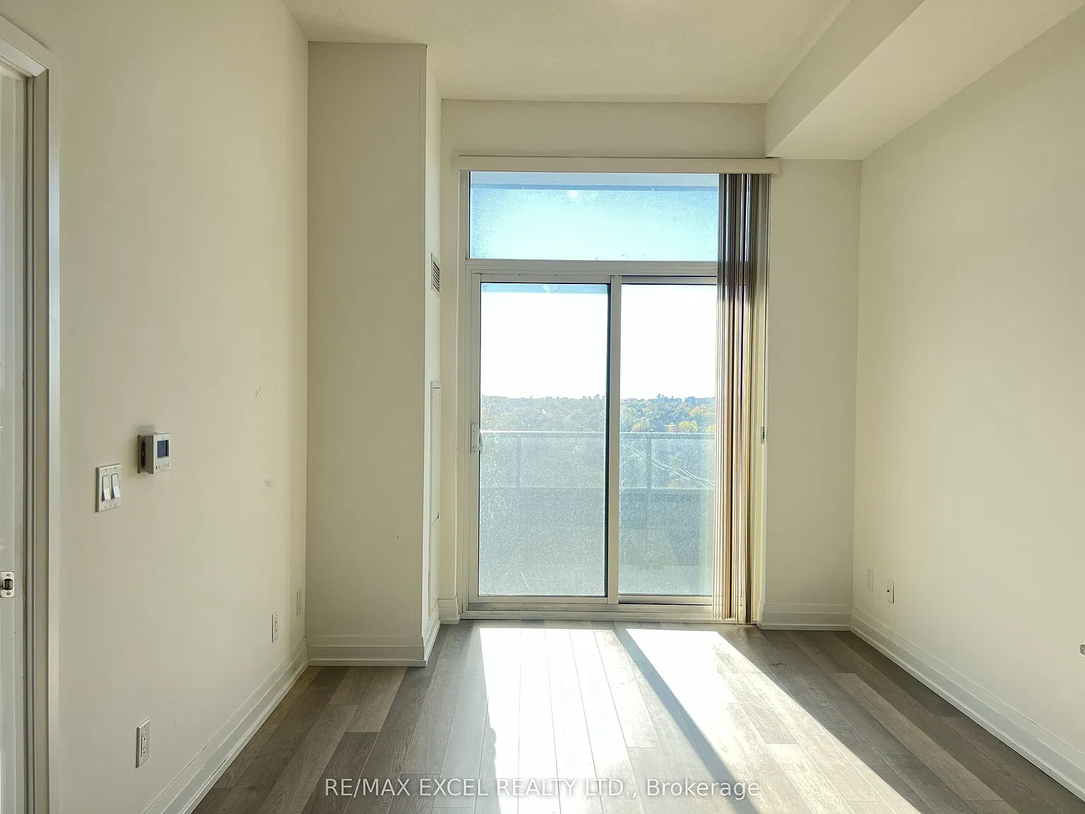 2 bed, $2,400 — Photo 3