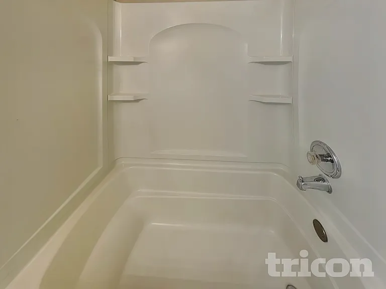 4932 Aldersbrook Dr — Photo 9
