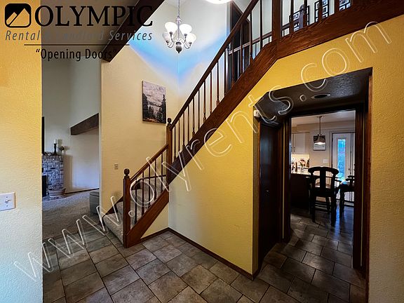 2nd image of 4231 Amber Ct SE