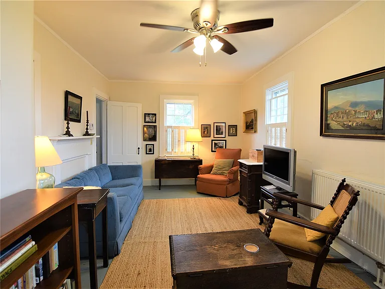 518 Third Beach Rd — Photo 15