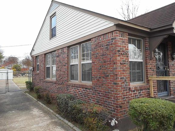 2nd image of 1570 Shadowlawn Blvd