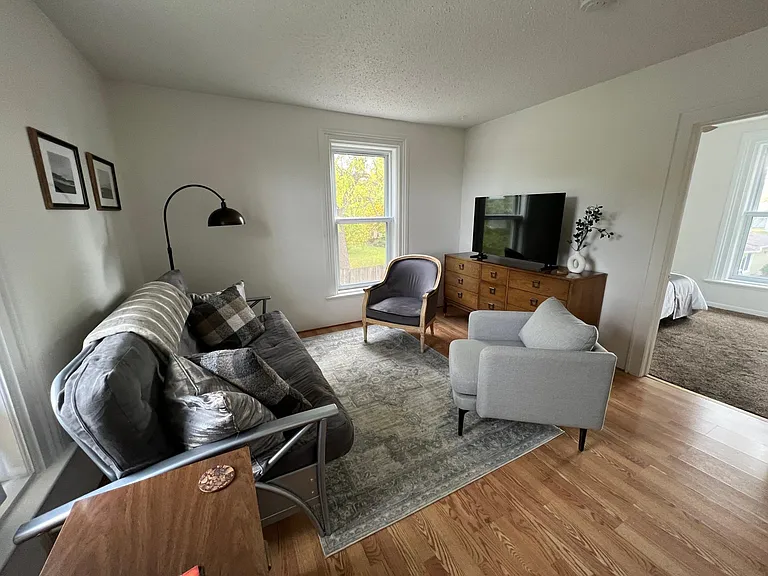 1011 S Water St #B3 — Photo 2