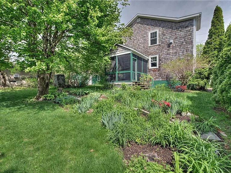 127 Foote St — Photo 9